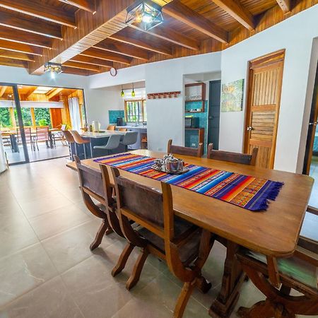 Casa Violeta Home Rentals Monteverde Exterior photo