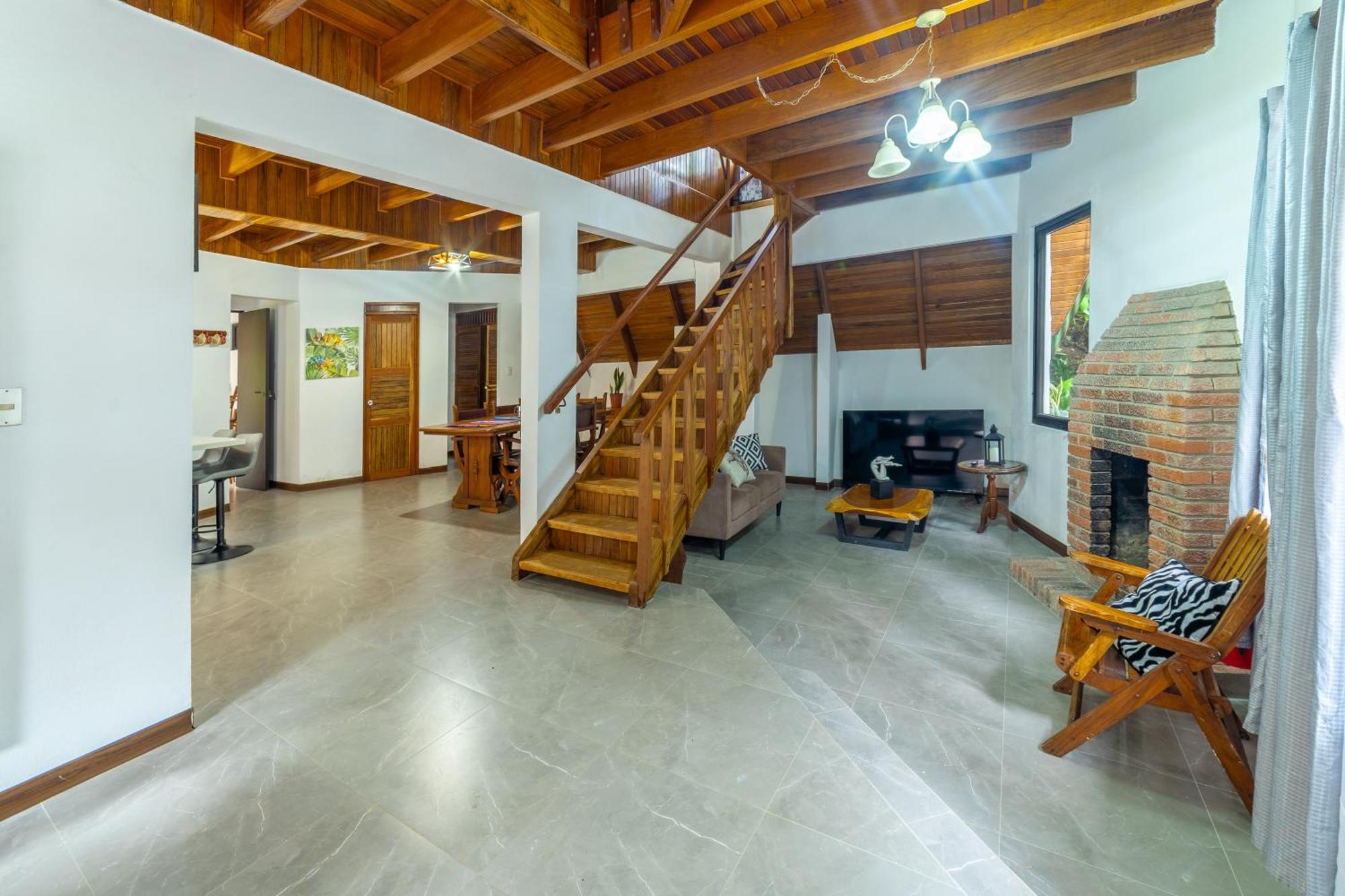 Casa Violeta Home Rentals Monteverde Exterior photo