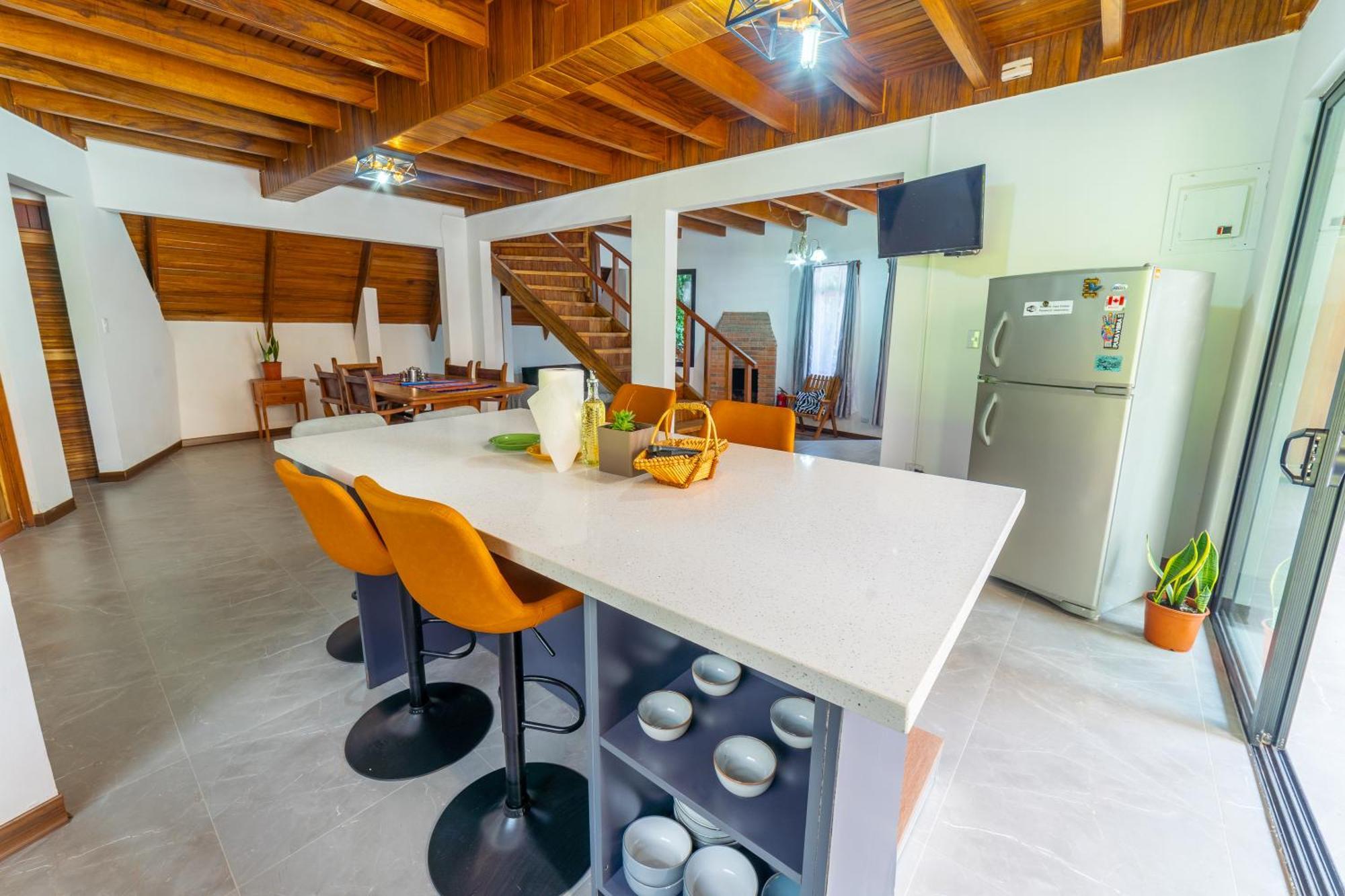 Casa Violeta Home Rentals Monteverde Exterior photo