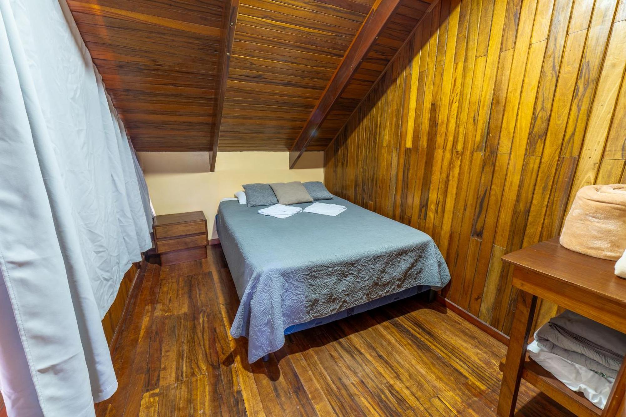 Casa Violeta Home Rentals Monteverde Exterior photo
