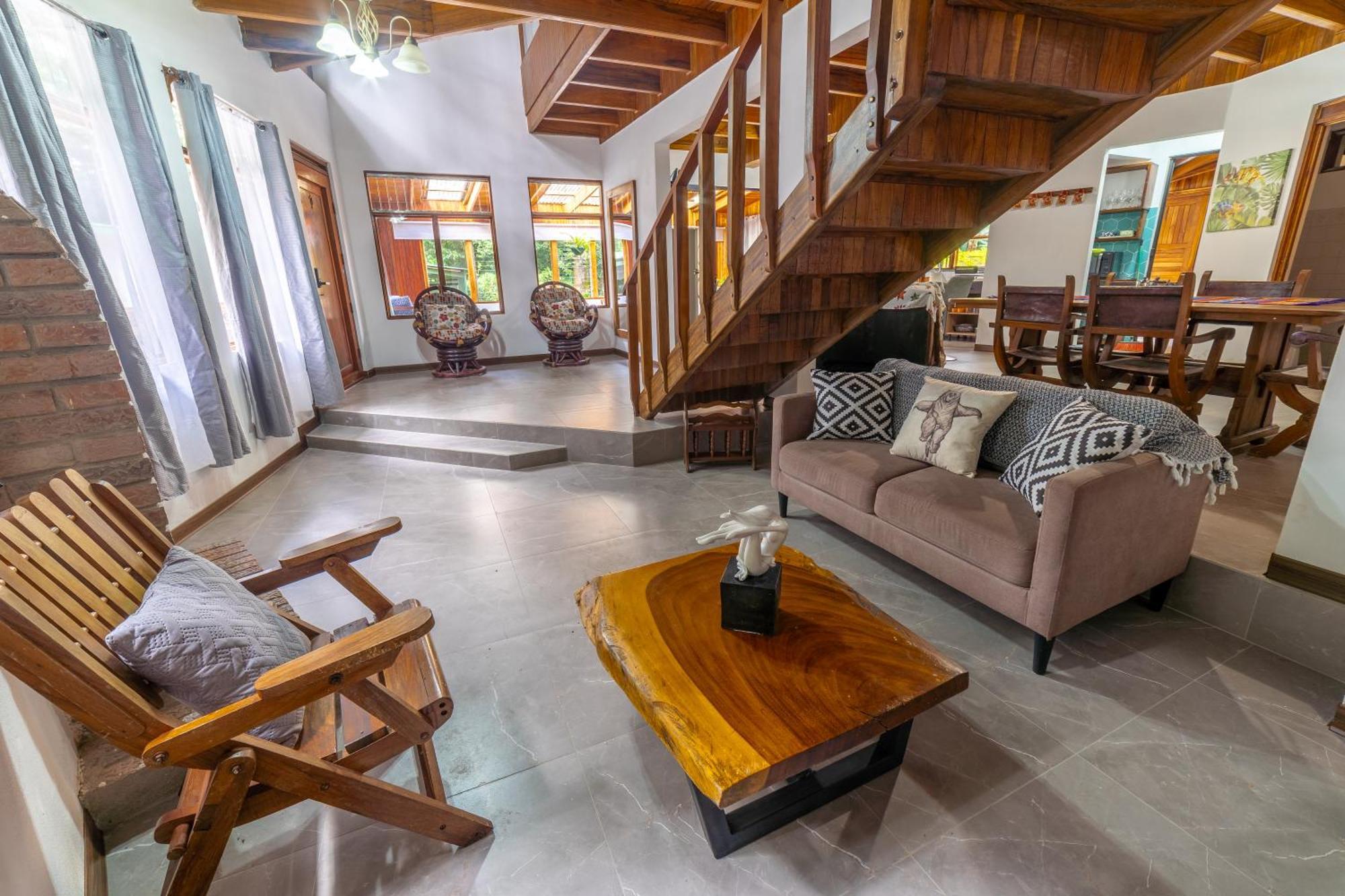 Casa Violeta Home Rentals Monteverde Exterior photo